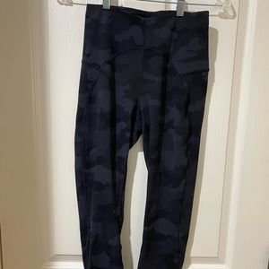 Lululemon Wunder Train Leggings 25” - Camo - Size 6 - Excellent Condition - $50